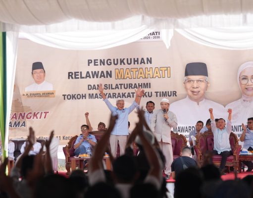 Ribuan Masyarakat Sambut Kedatangan Mawardi, Warga : Berharap Program Sekolah dan Berobat Gratis